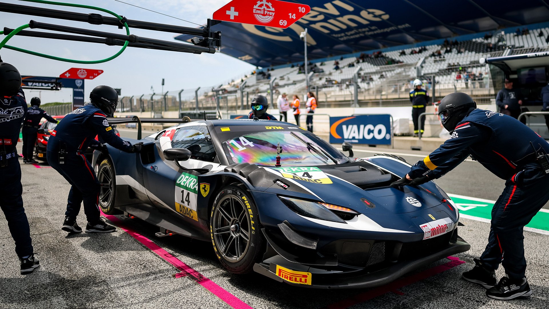 Emil Frey Racing #14 in Zandvoort