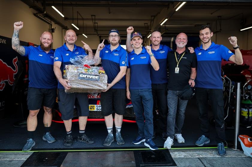 Racing Team
